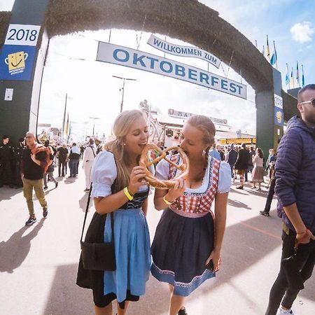 Oktoberfest on a Budget München Exterior foto